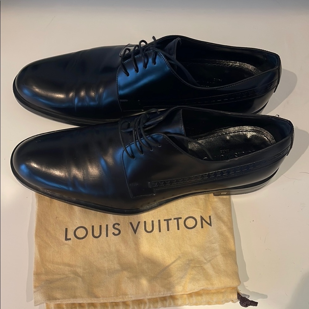 Louis Vuitton Men's Black Dressy Louis Vuitton Leather Shoes - Picture 7 of 7